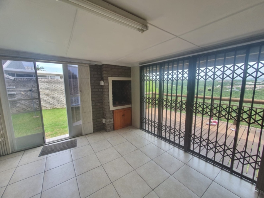 To Let 3 Bedroom Property for Rent in Beacon Bay Eastern Cape